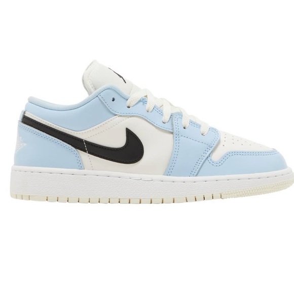 Nike Shoes - Nike air jordan 1 low sneakers